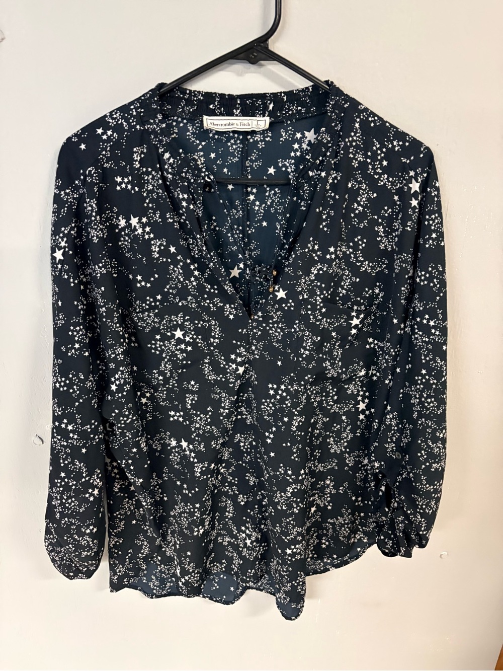Abercrombie & Fitch Navy Star-Print V-Neck Blouse